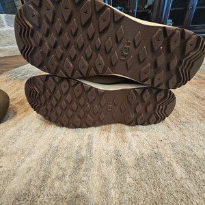 UGG Adirondack lll boots